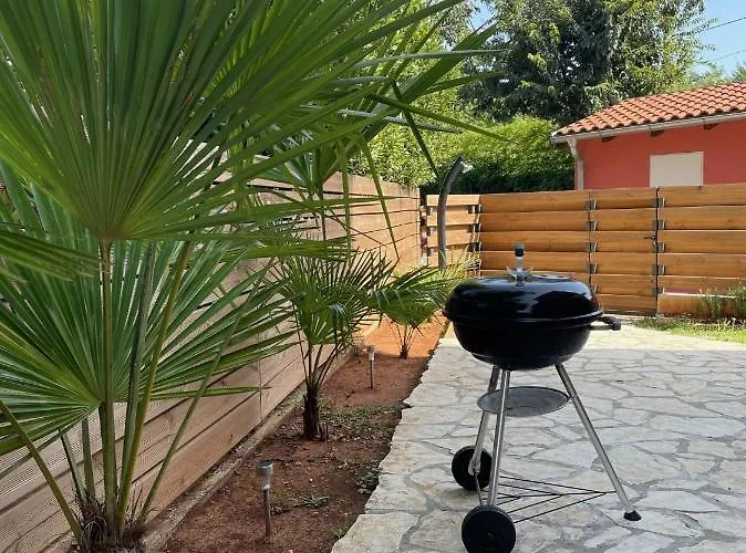 بيت للعطل Apolina مالينسكا